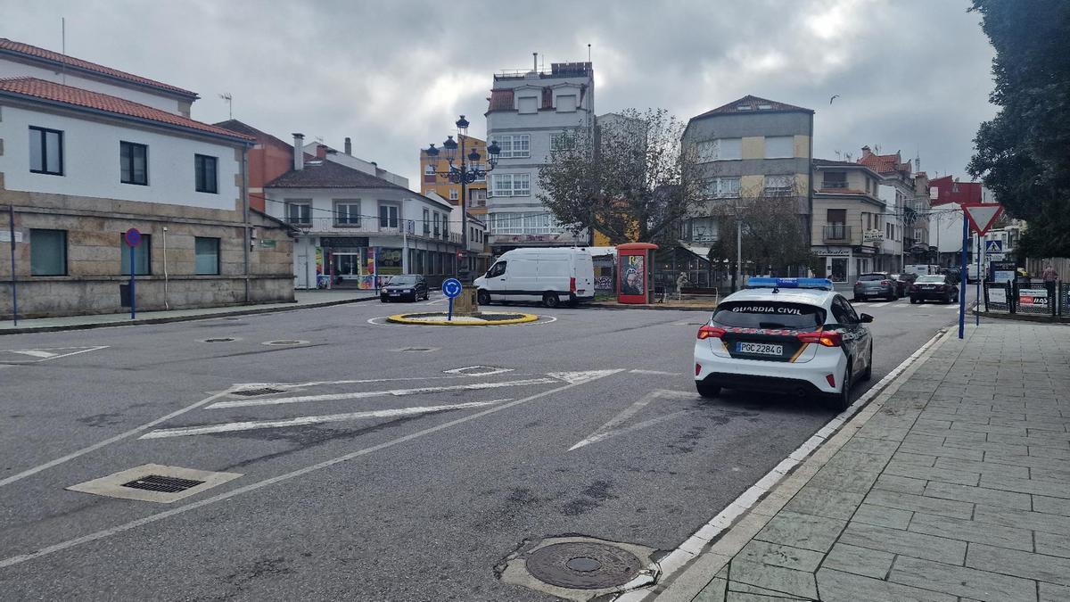 Efectivos de la Guardia Civil en O Grove.