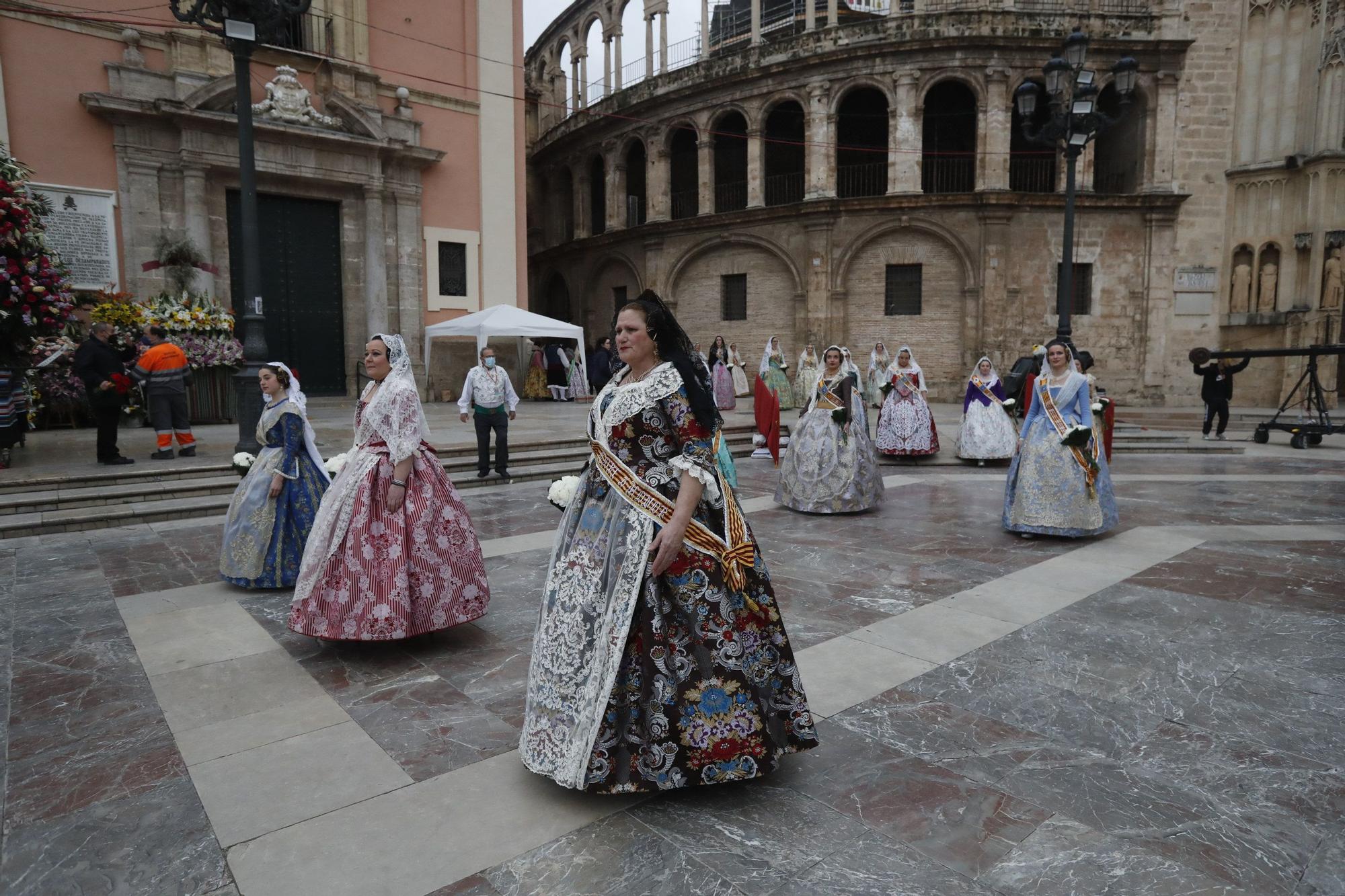 Búscate en el segundo día de ofrenda por la calle de la Paz (entre las 17:00 a las 18:00 horas)