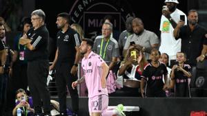 ¡Incluso LeBron James alucinó! Así fue el espectacular debut de Leo Messi