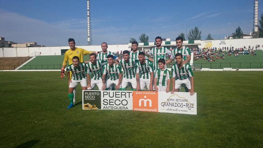 El Antequera derrota por la mínima al Oberena y se cuela en semifinales