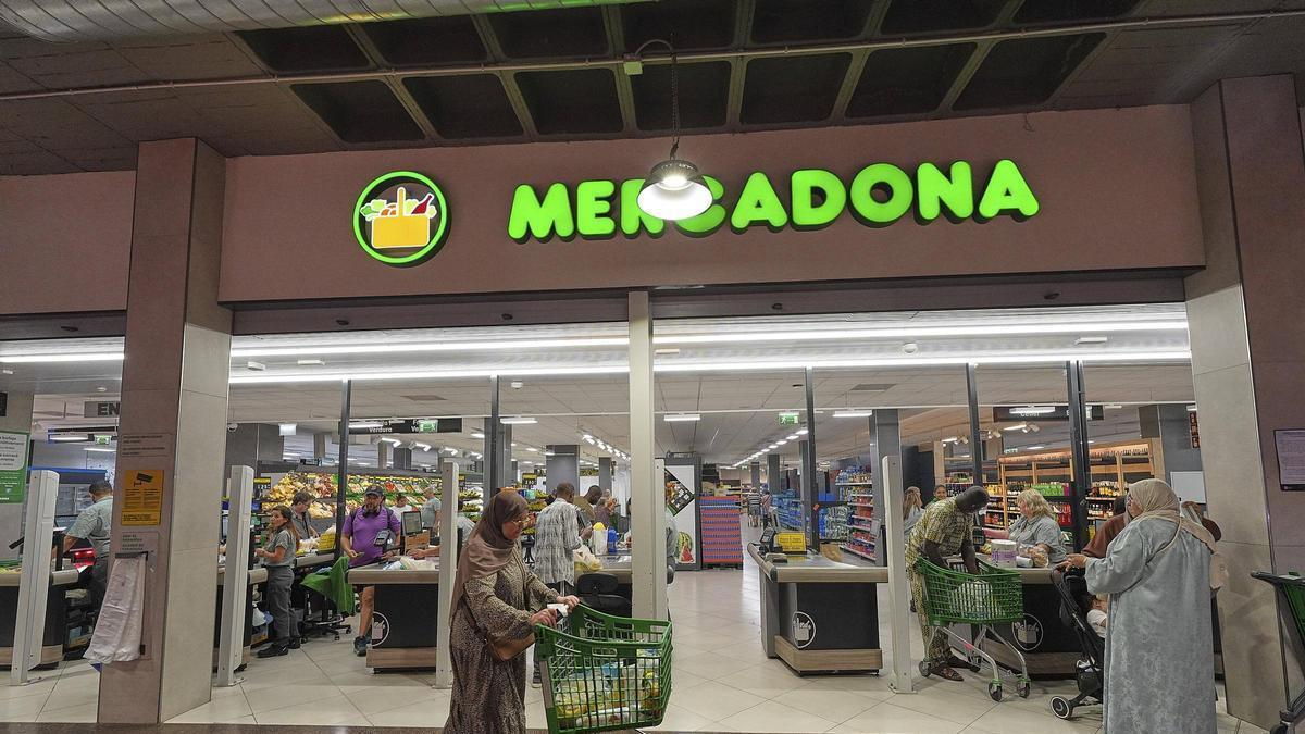 El Mercadona del Mercat de Salt tancarà aquest dissabte.