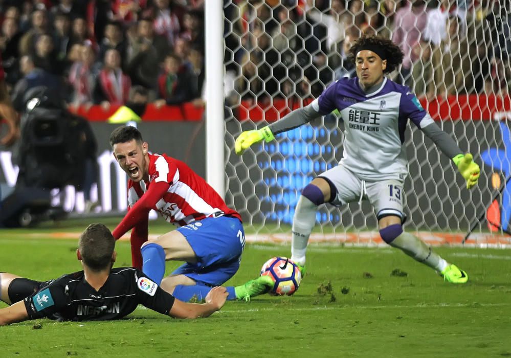 El partido entre el Sporting y el Granada, en imágenes