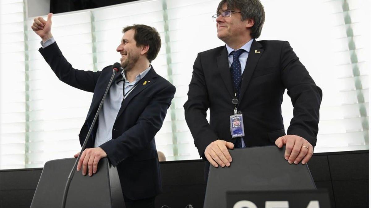 Toni Comín y Carles Puigdemont, en el Parlamento Europeo