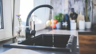 Olvídate del mal olor del fregadero gracias a este sencillo truco
