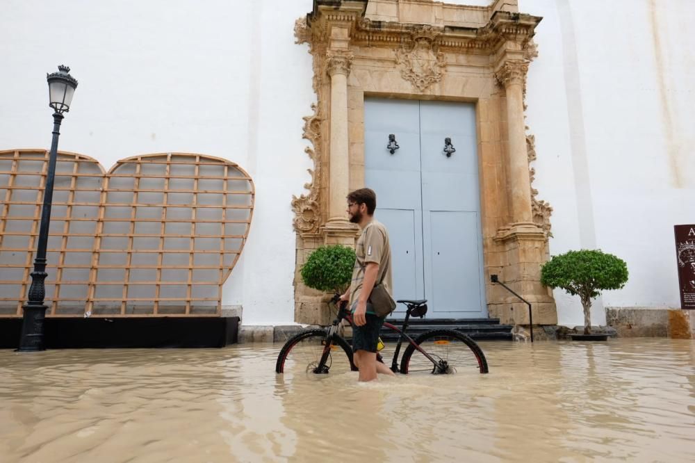 Las imágenes de las inundaciones en Almoradí y Dolores