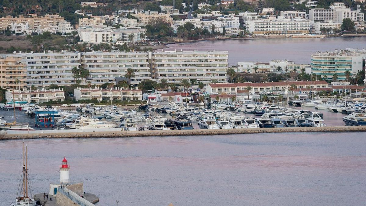 Imagen facilita por la APB del puerto deportivo situado en la zona de es Botafoc de Ibiza.