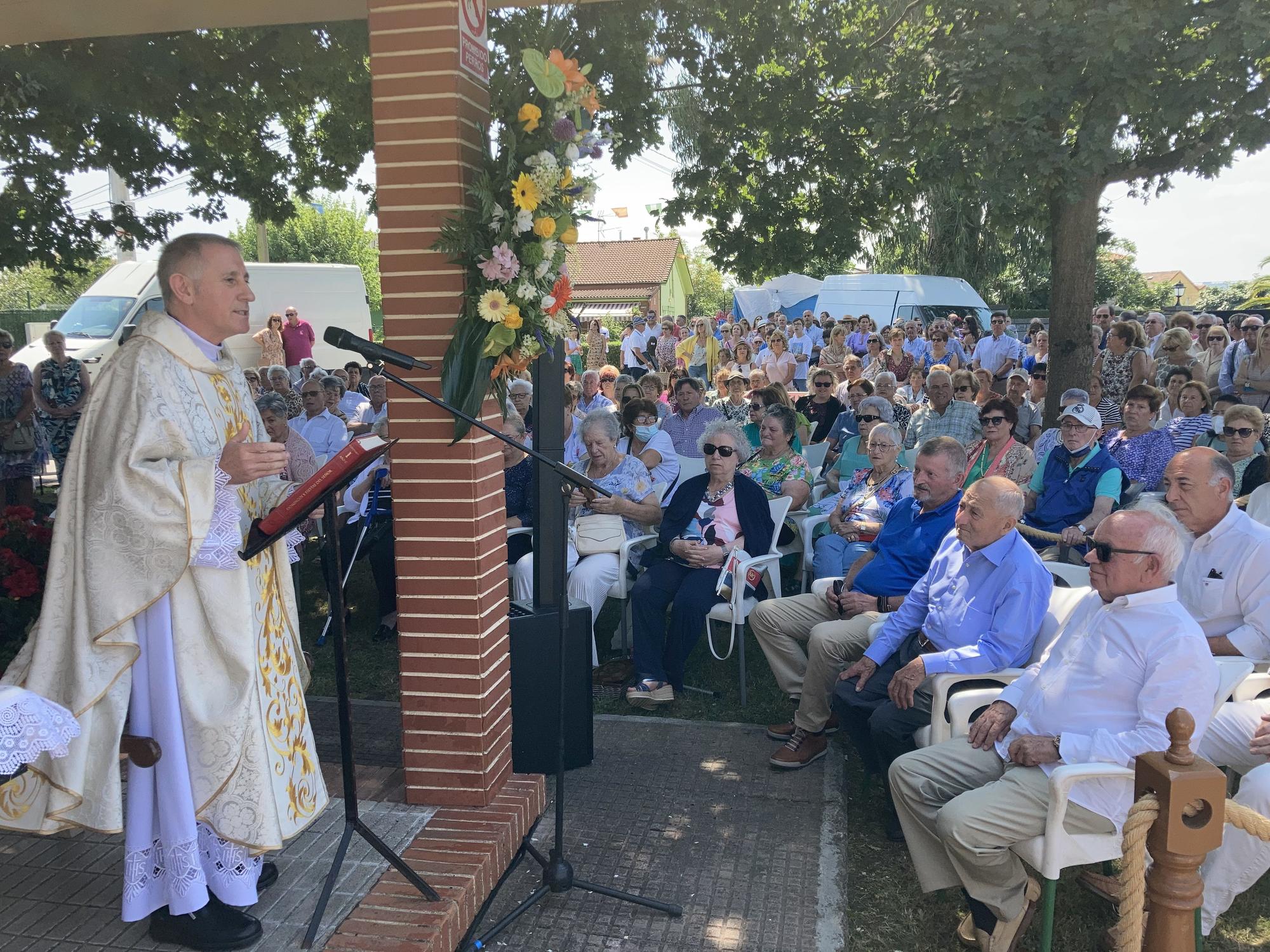 El Carbayu celebra su misa y su tradicional procesión que concluye con sorpresa: se presenta el nuevo himno en honor de Nuestra Señora del Buen Suceso