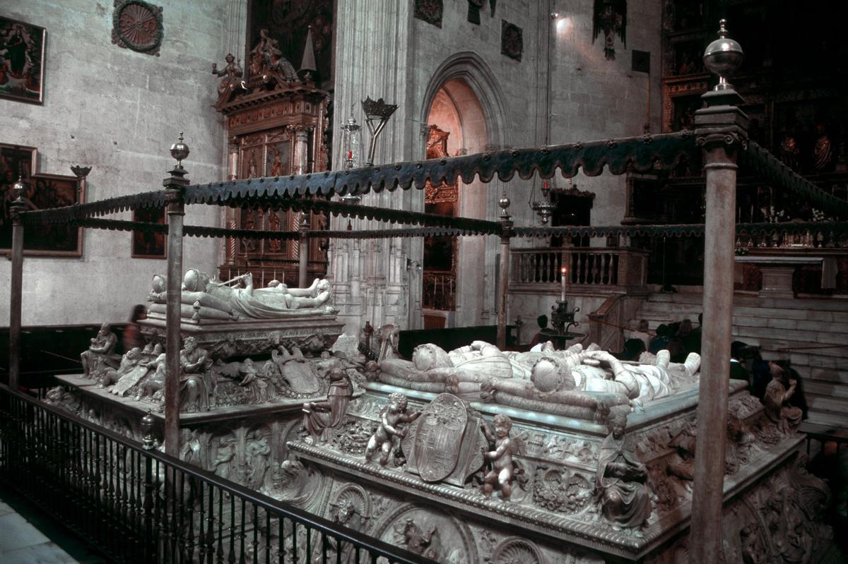 La tumba de los Reyes Católicos en la catedral de Granada