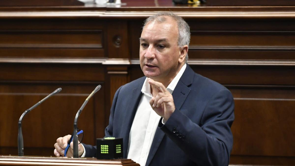 El portavoz de NC, Luis Campos, en el 'Debate sobre el Estado de la Nacionalidad'