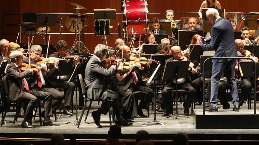 140 años de teatro y música