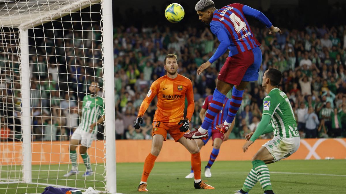 LaLiga - Real Betis v FC Barcelona