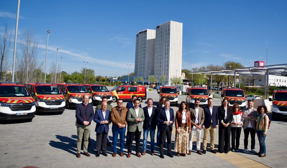 Diputación aprueba 10 nuevas furgonetas para los disitintos parques de bomberos
