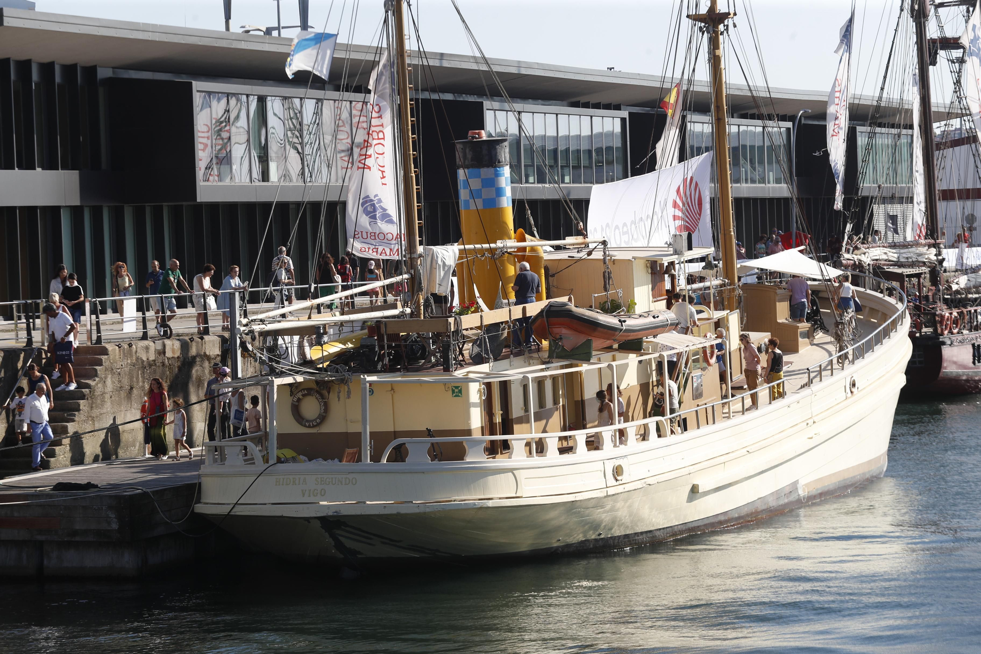 La Iacobus Maris arriba en Vigo