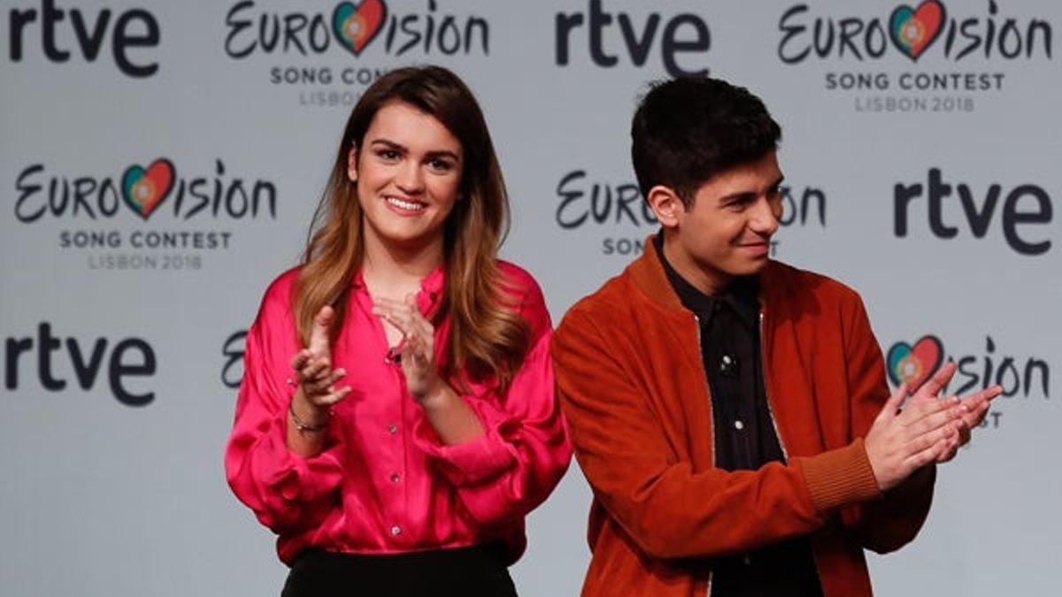Amaia y Alfred durante la rueda de prensa de Eurovisión