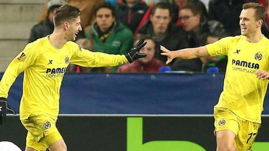 Vietto y Cheryshev celebran uno de los goles.