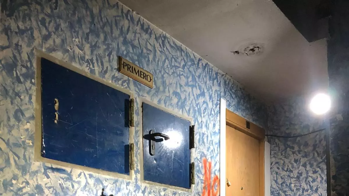 Los vecinos del Casco Histórico, ante el estado del Pignatelli 76: "Es la casa de los horrores"