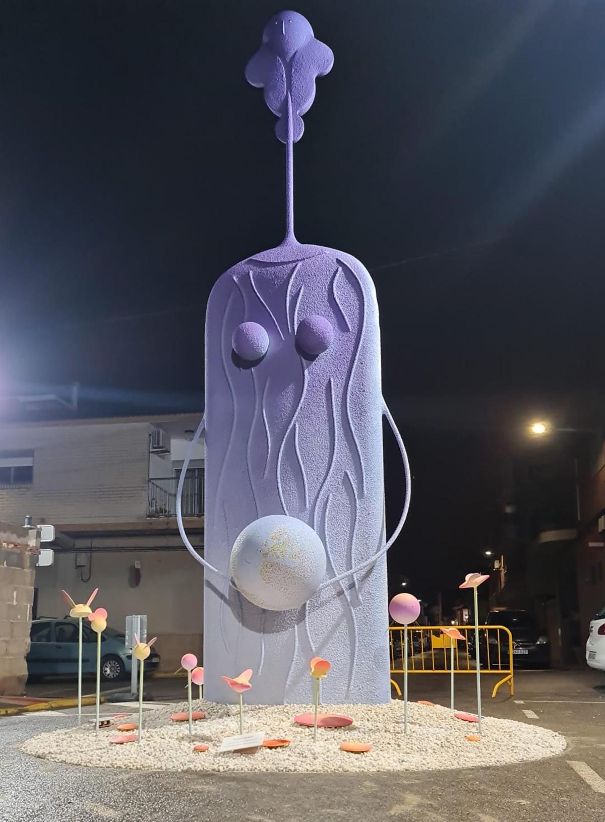 Monumento plamtado en Benifairó de les Valls.