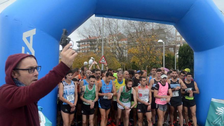 La Media Maratón más multitudinaria cortará el tráfico en la matinal dominical en Vilagarcía