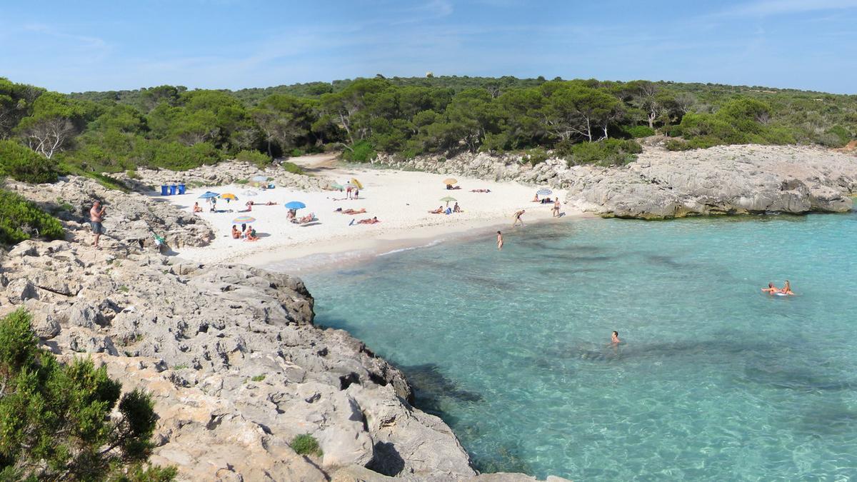 Cala Es Talaier en Menorca.