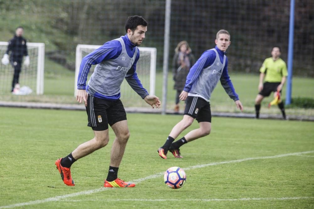 Entrenamiento del Real Oviedo en El Requexón