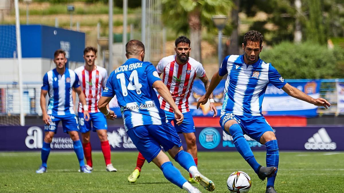 Quim Araujo y Víctor Fenoll, en una jugada del partido