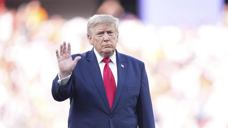Trump niega tensiones con España: "Les he felicitado por tener un gran equipo"
