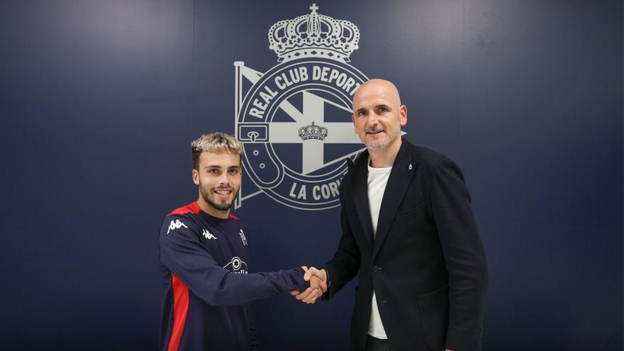 Firma del acuerdo entre David Mella y Fernando Soriano
