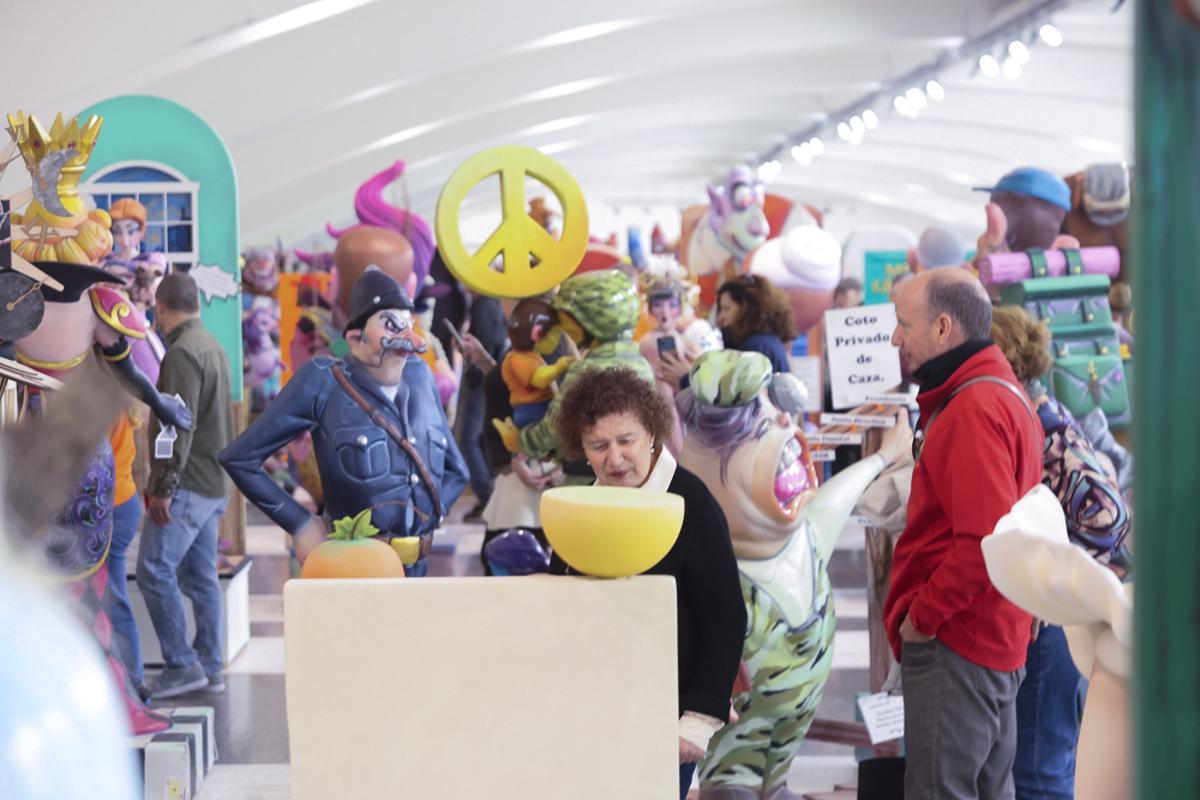 Primera jornada en la Exposición del Ninot de las Fallas de València 2026