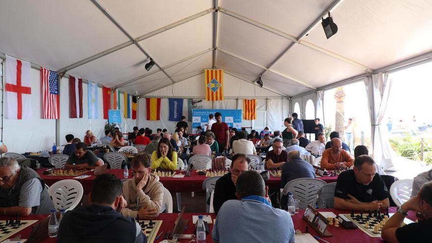La élite del ajedrez mundial compite en Formentera