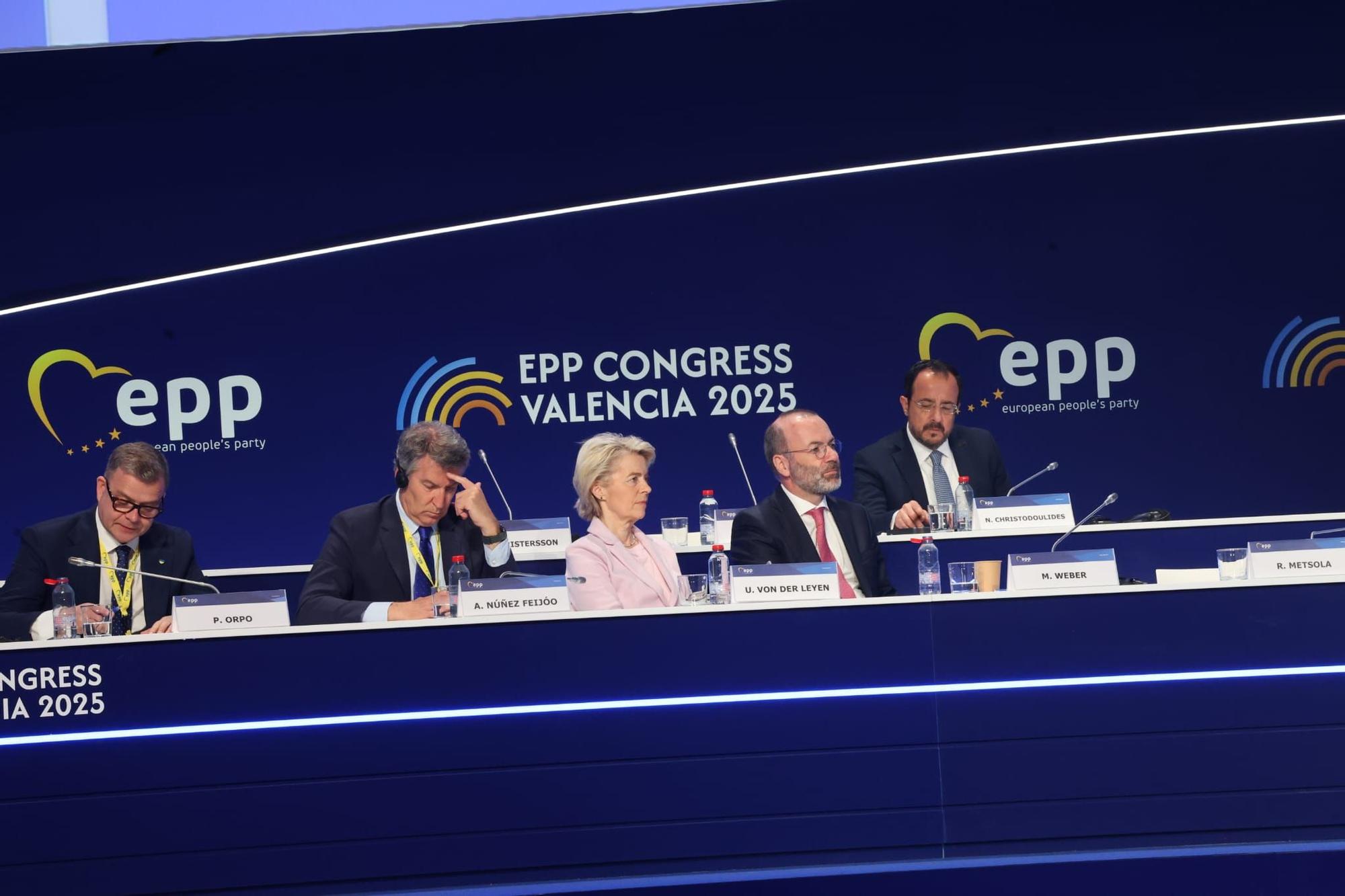Todas las fotos de la segunda jornada del congreso del PP europeo en València