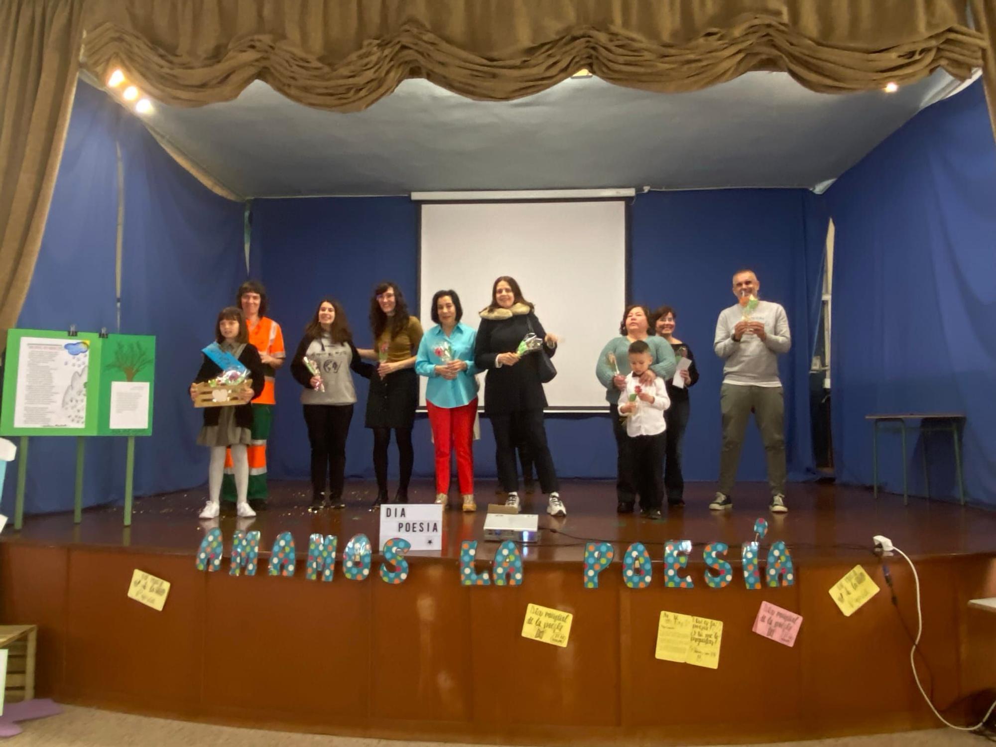El certamen de poesía del colegio Los Campos, en imágenes