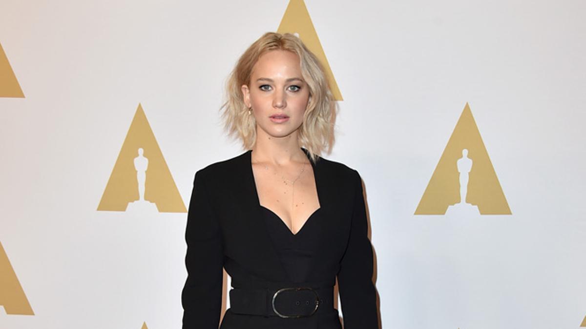 Jennifer Lawrence en el almuerzo previo a los Oscar