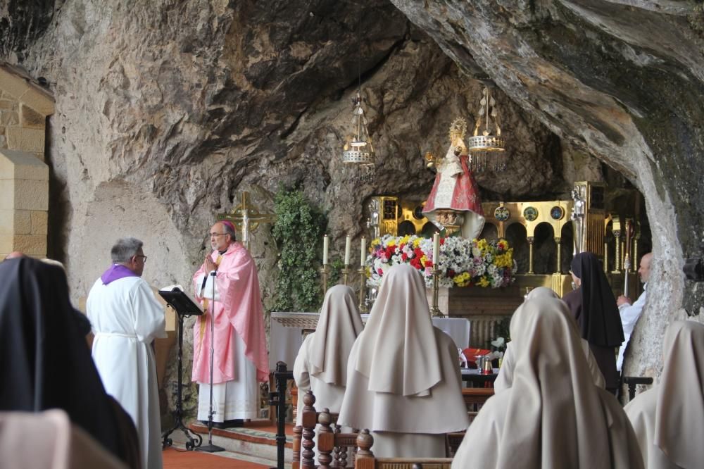 Misa del Arzobispo en Covadonga