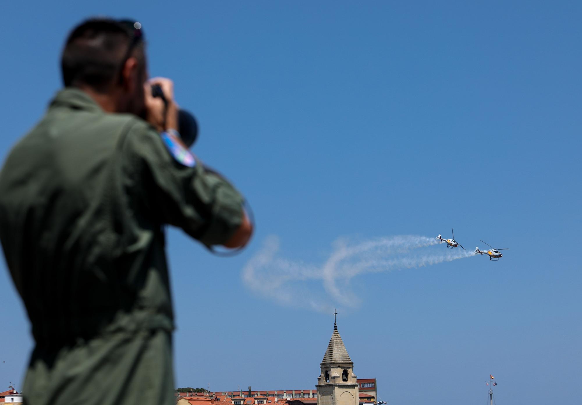 En imágenes: Espectacular y multitudinario regreso del festival aéreo en Gijón