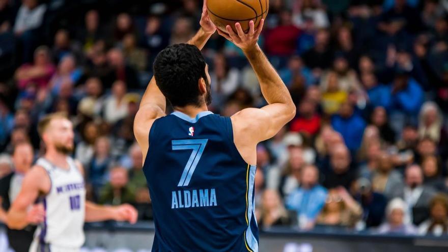 Aldama retorna al banquillo y sus Grizzlies caen ante los Kings (109-113)