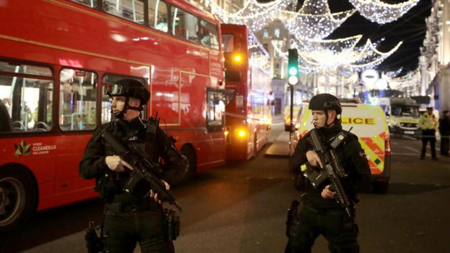 La Policía cierra la estación de Oxford Circus tras un posible tiroteo