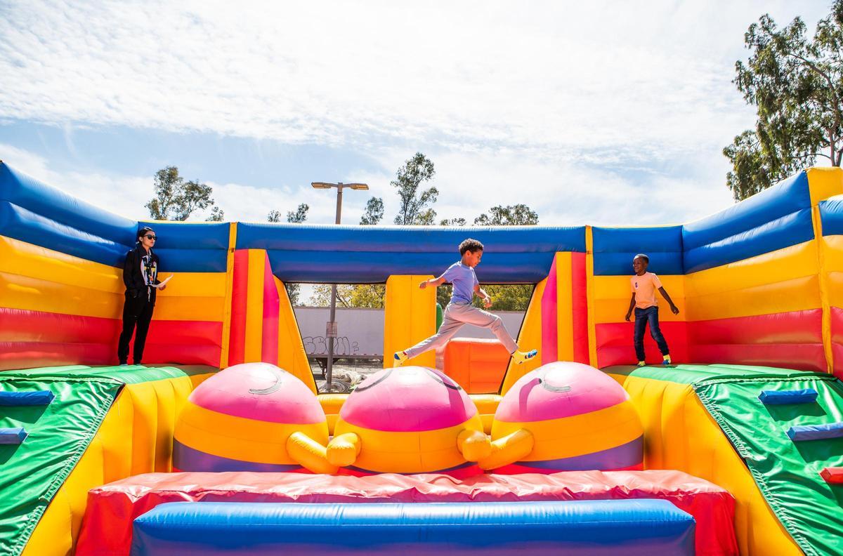 La carrera de obstáculos es una de las zonas del FunBox de Bonaire.