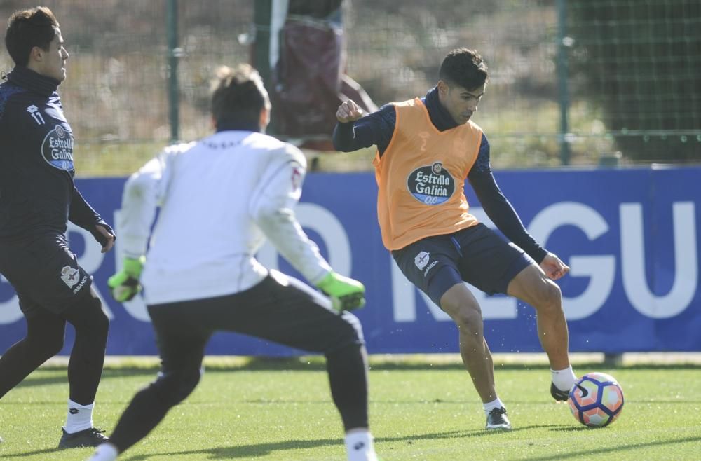 El equipo avanza en la preparación de la visita del domingo a Mestalla con Pedro Mosquera ya sobre el césped y Sidnei recuperado de su lesión muscular.