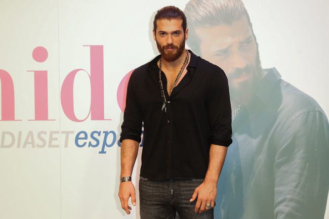 Can Yaman, de promoción en España