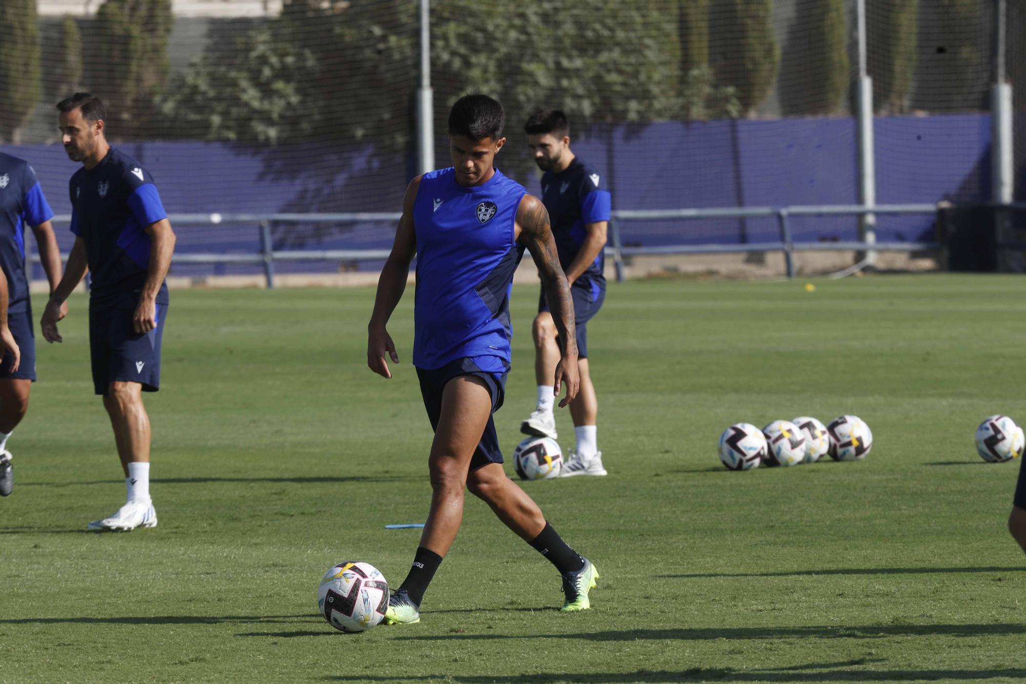 Sesión en Buñol del Levante UD