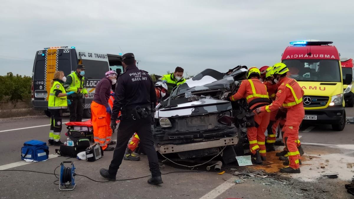 Grave accidente de tráfico en Sagunt.