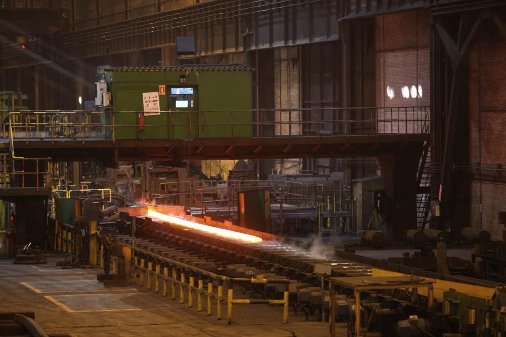 Visita al tren de carril de Arcelor en Veriña (Gijón)