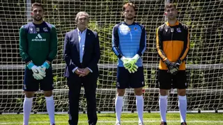 El guiño de la Real Sociedad a Arconada en el 50 aniversario de su debut