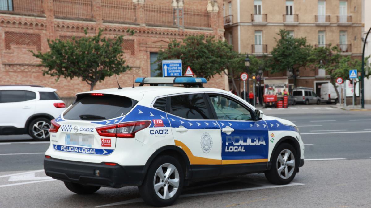 Vehículo de la Policía Local de Cádiz.