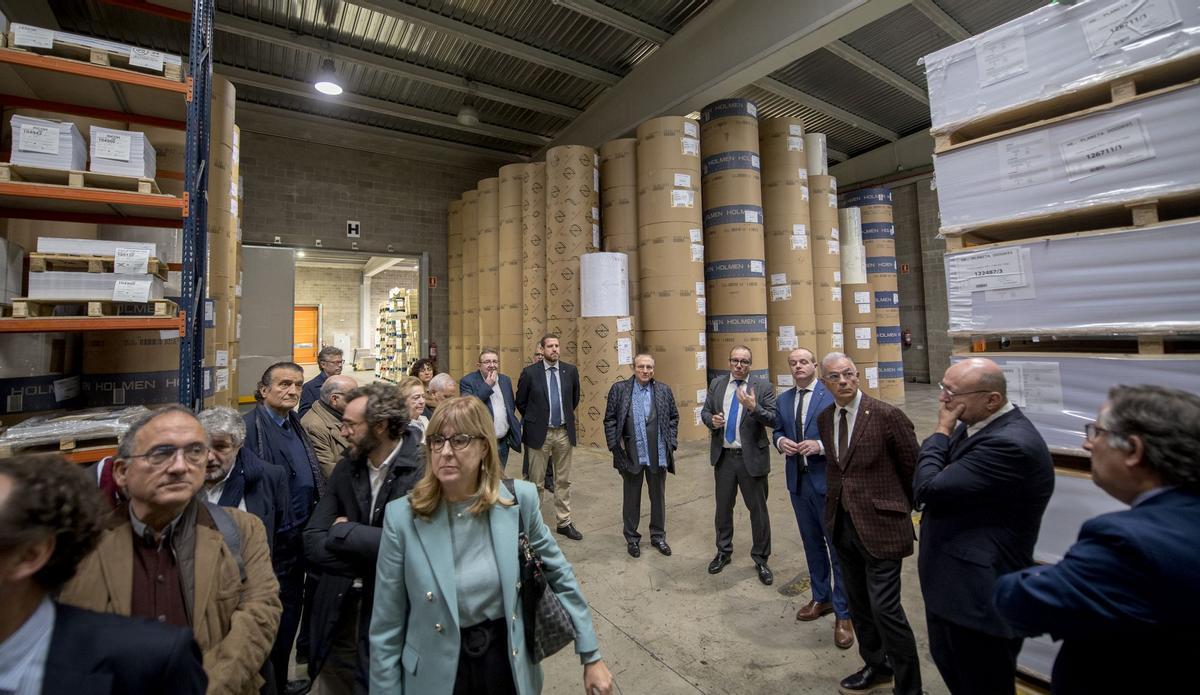 Inauguración de la nueva planta de impresión de libros de Liberdúplex de Prensa Ibérica en Sant Llorenç d’Hortons, cuando se cumple el 60 aniversario de su creación.