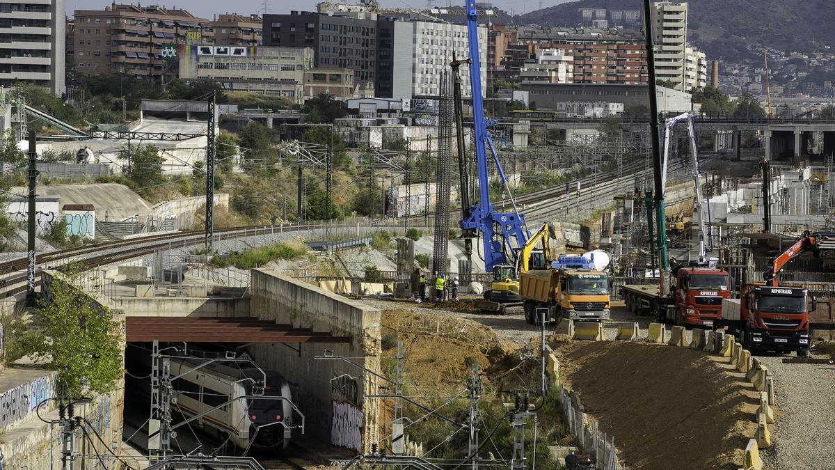 Obras en la estación de La Sagrera.