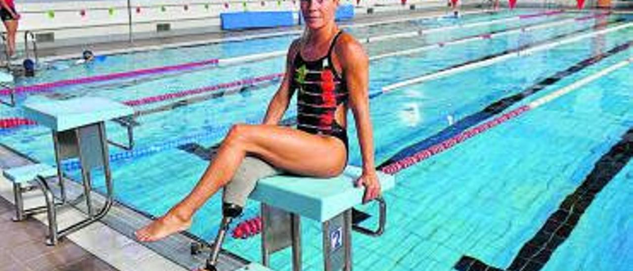 Almudena Quereda, en la piscina del Liceo.