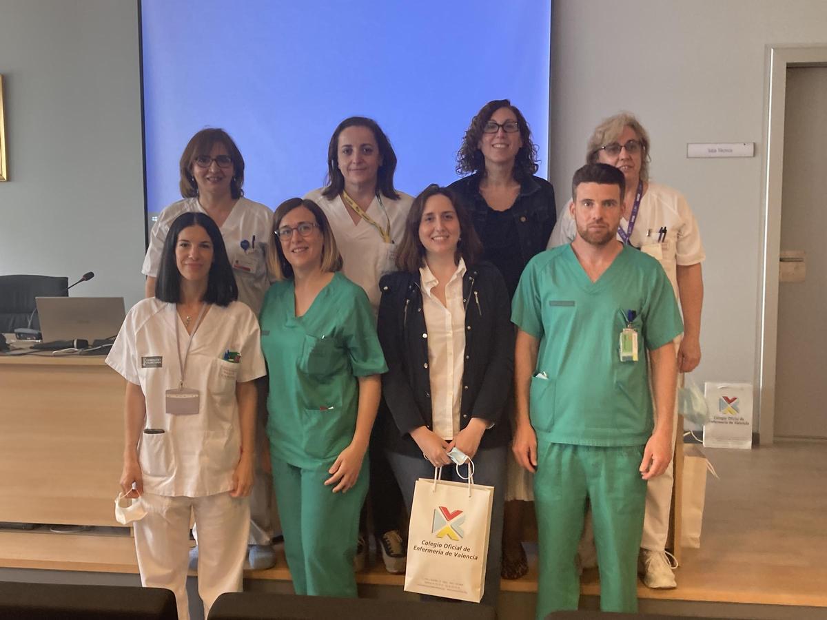 Equipo de enfermeras durante la jornada.