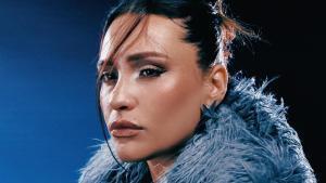 En poco tiempo, Lia Kali se ha hecho un lugar en el paisaje de las músicas urbanas, marcándose duetos con figuras como Dellafuente, Rels B o Duki, y llenando salas como Razzmatazz.