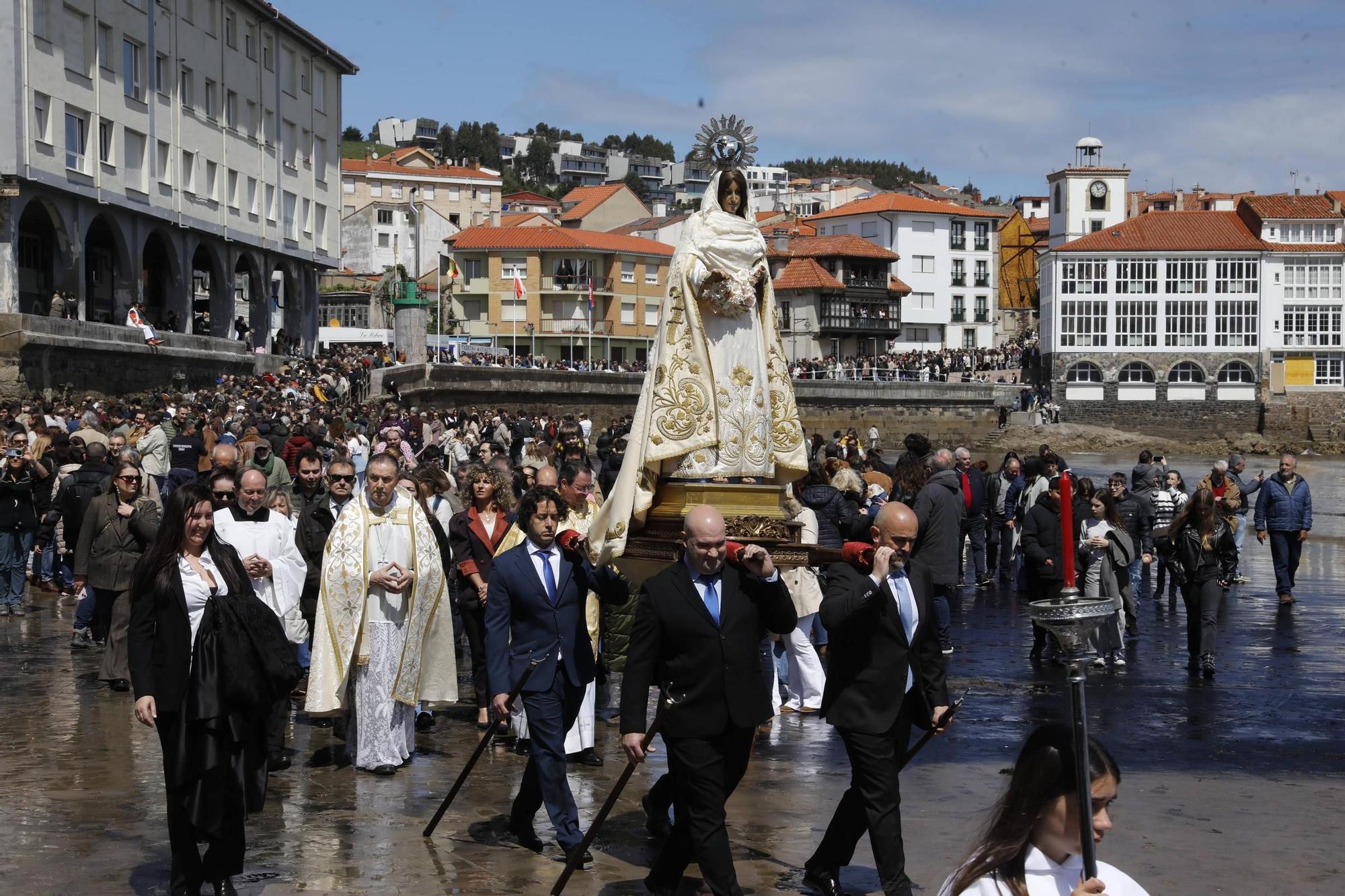 EN IMÁGENES: Espectacular ambiente en Luanco para disfrutar de una de las tradiciones más arraigadas en la villa